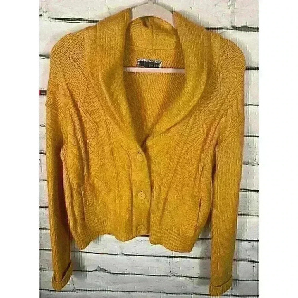 Pilcro Womens Size XS Yellow Long Sleeve Button Up Sweater Collared Oversized - Picture 1 of 6